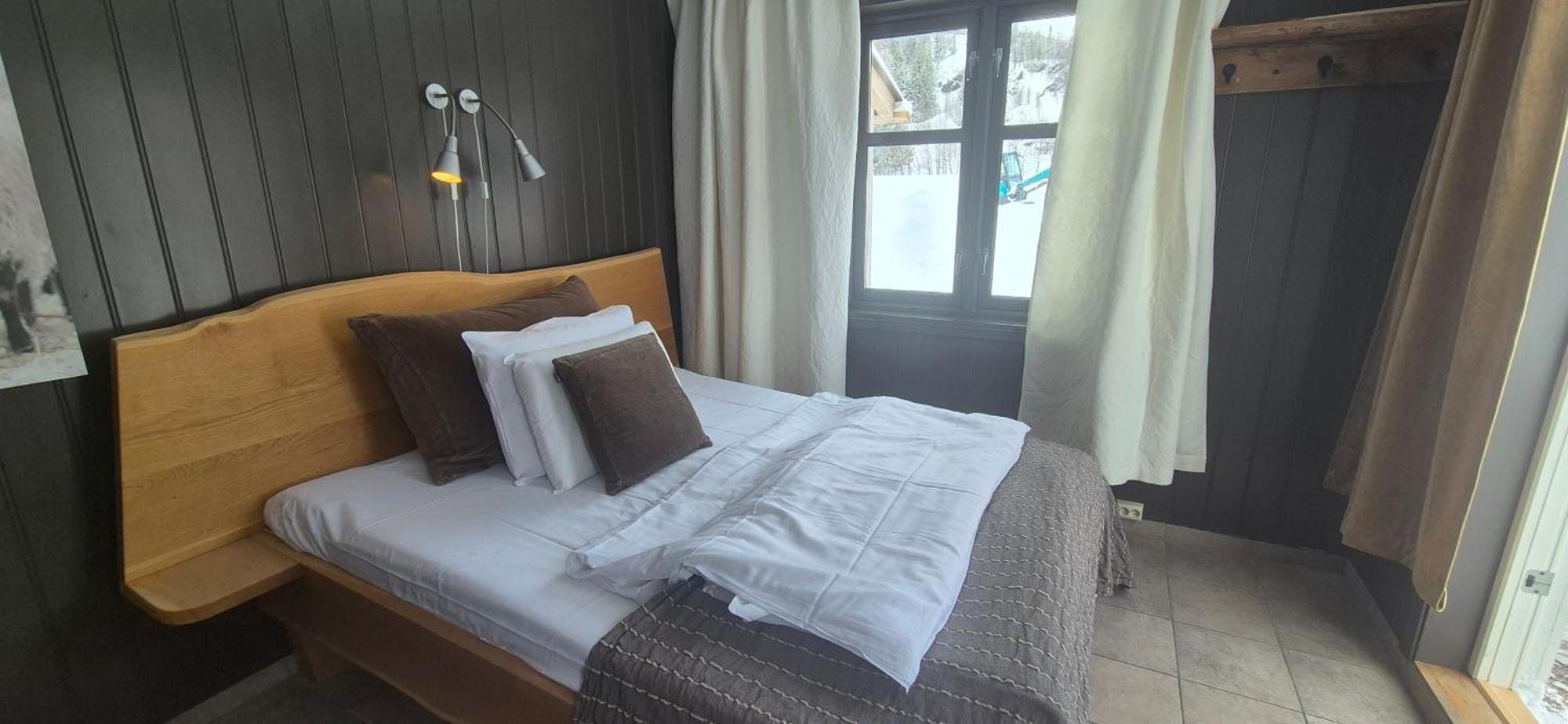 Yggdrasil Farmhotel Retreat, Spa & Yoga Straumsbukta Phòng bức ảnh