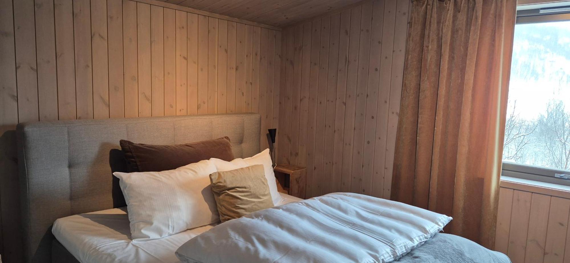 Yggdrasil Farmhotel Retreat, Spa & Yoga Straumsbukta Phòng bức ảnh